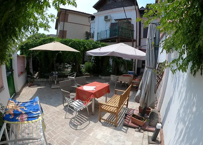 فندق مبيت وإفطار Flavia