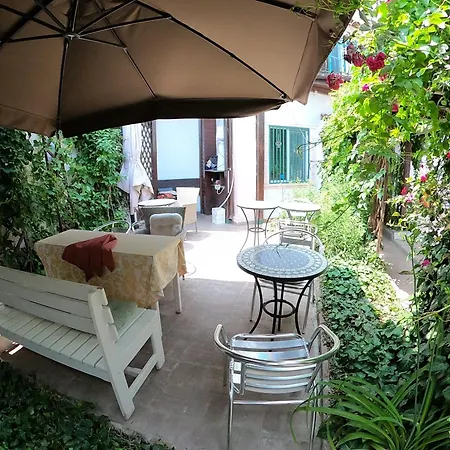 Flavia Bed and Breakfast