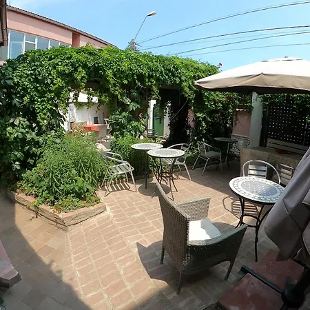 住宿加早餐酒店 Flavia 4*