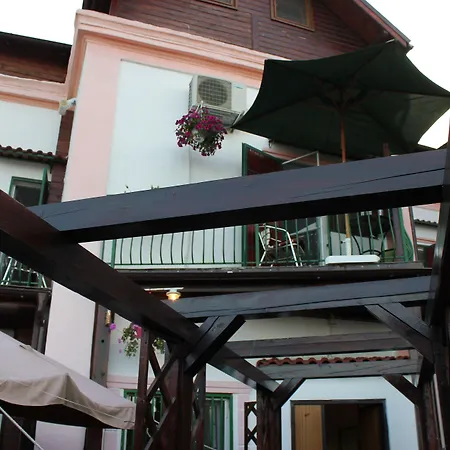 Flavia Bed and Breakfast