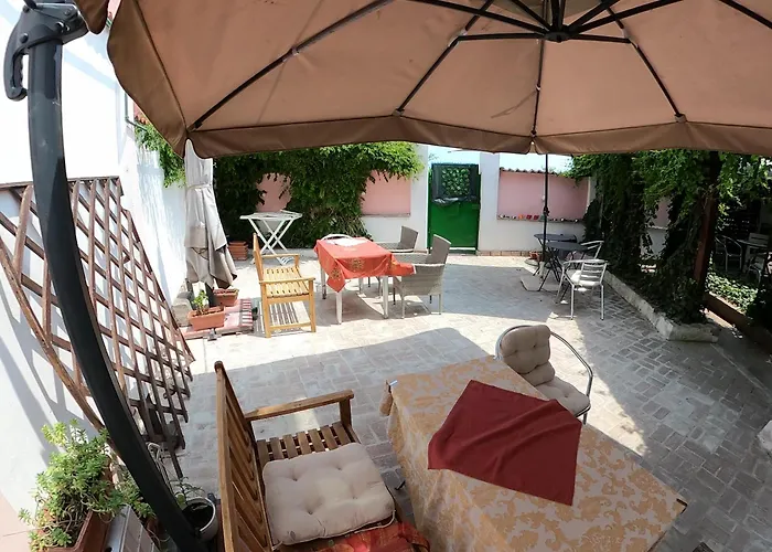 Flavia Couette-café 4*